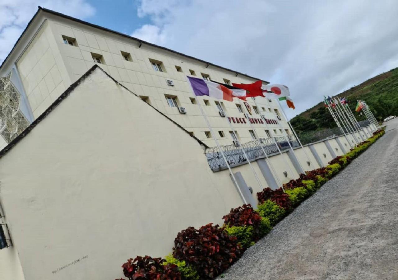 Peace Media Hotels Abuja Eksteriør billede