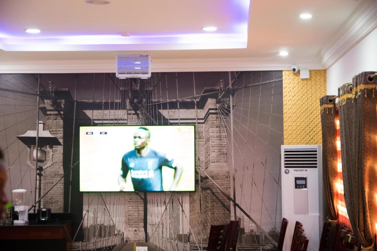 Peace Media Hotels Abuja Eksteriør billede